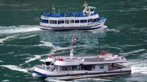 Tour boats at Niagara Falls show contrast between U.S., Canadian approach to COVID-19-Milenio Stadium-Canada