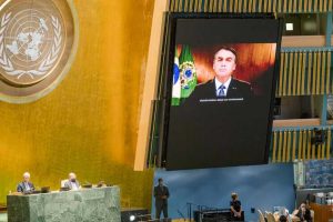 Bolsonaro diz que Brasil é vítima-brasil-mileniostadium