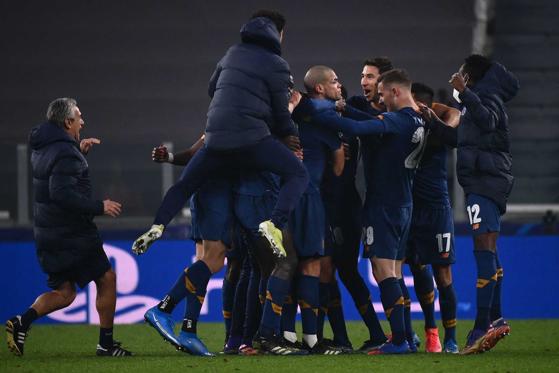 F. C. Porto elimina Juventus e está nos "quartos" da Champions