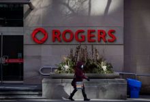 Rogers apologiRogers said some of their cellphone customers were experiencing ongoing outages Canada-wide on Monday. (Evan Mitsui/CBC)zes as Canada-wide wireless outage stretches on for hours-Milenio Stadium-Canada