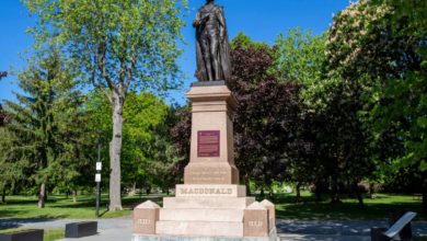 Kingston to move Sir John A. Macdonald statue from City Park-Milenio Stadium-Ontario