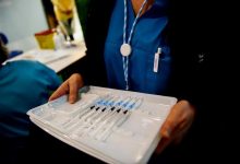 UE propõe licenças obrigatórias, mas rejeita suspensão das patentes de vacinas