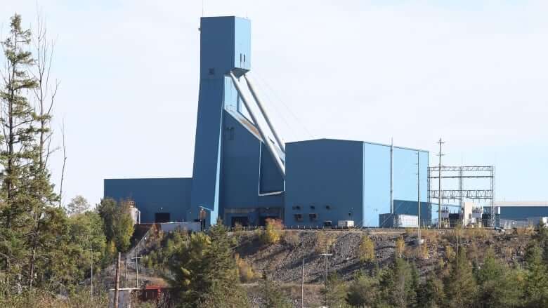 All 39 Vale miners stuck underground in northern Ontario are now out-Milenio Stadium-Canada