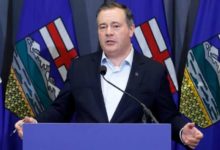 Alberta premier asks justice minister to 'step back' from job over phone call to police chief-Milenio Stadium-Canada