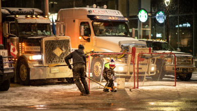 milenio stadium Presença de crianças na manifestação em Otava tem condicionado o trabalho da polícia. Emergencies Act proibe crianças em manifestações ilegais