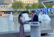 Toronto assinala o Dia Nacional dos Povos Indígenas com cerimónia na Praça Nathan Phillips-Milenio Stadium-Canada